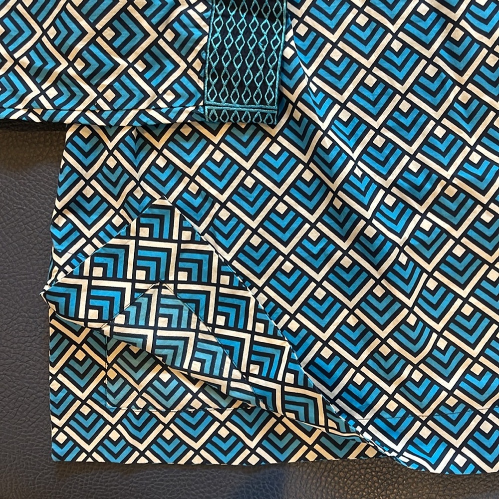 Vineyard Vines Block Island Tunic VV Flag Geo-Malibu size Small NWT - Picture 4 of 8